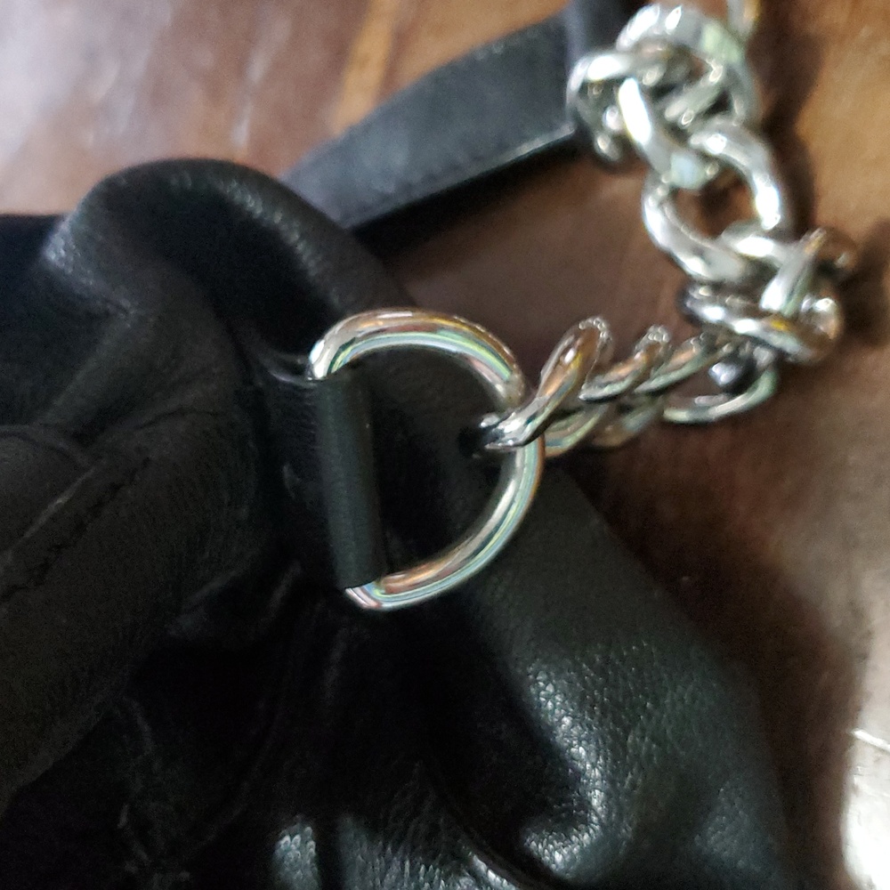 Michael Kors Black Shoulder Bag with Chain Detail. - Picture 10 of 10